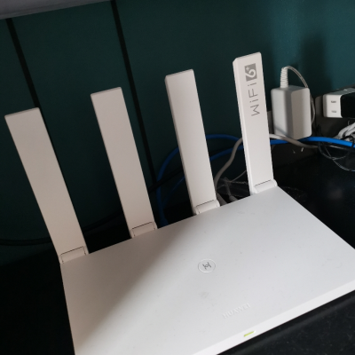 华为(huawei)双千兆双频无线路由器ax3 pro ws7200黑色 凌霄四核 智能