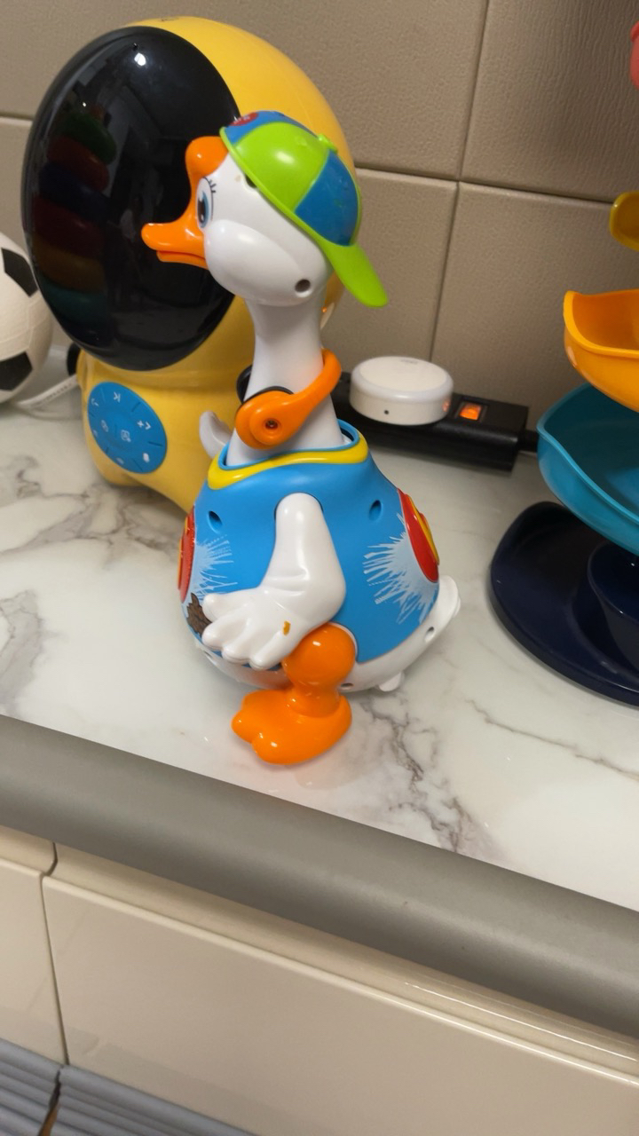 汇乐摇摆鹅会唱歌跳舞儿童电动1-3岁男孩宝宝益智玩具 充电版 颜色