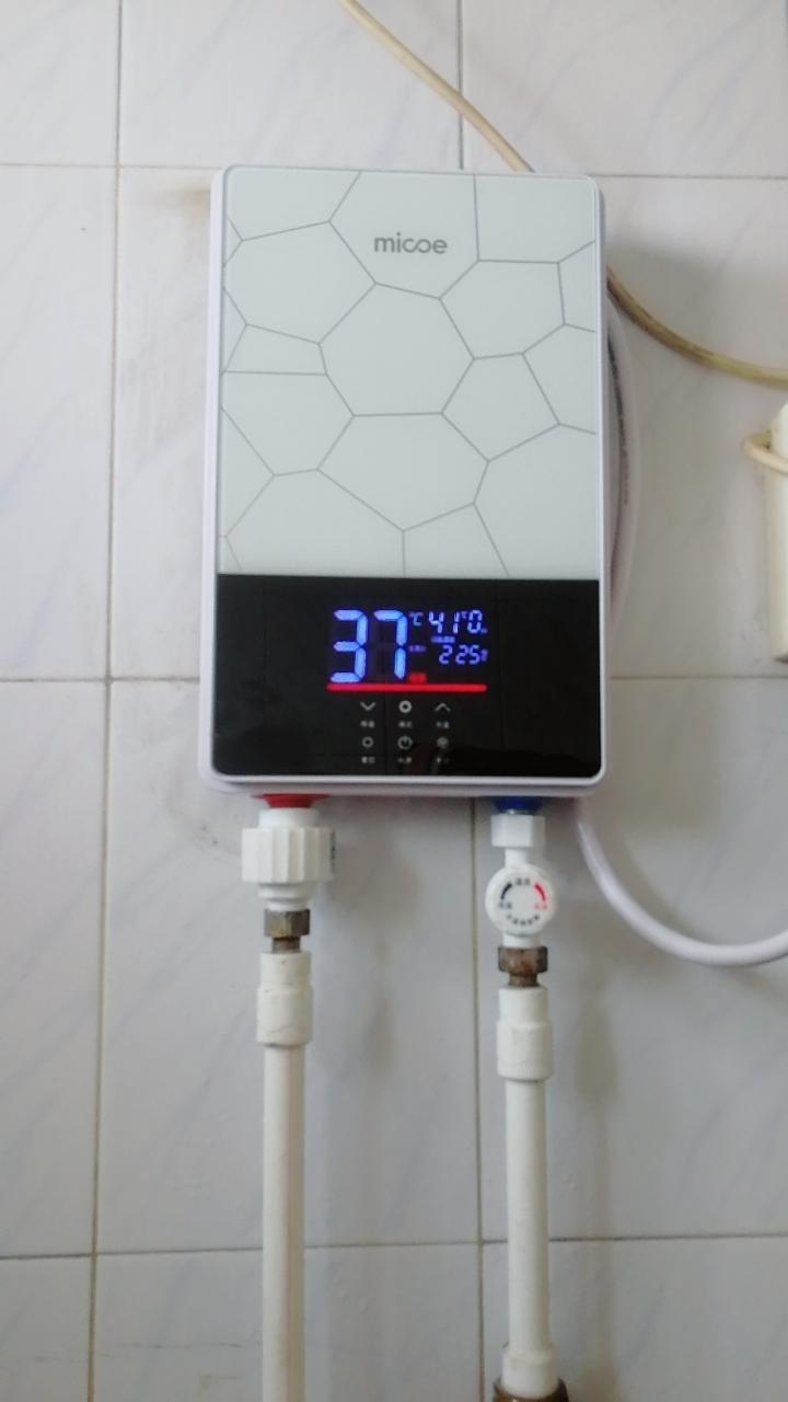 即熱式電熱水器家用小型快熱免儲水直熱式淋浴器速熱恆溫洗澡過水熱