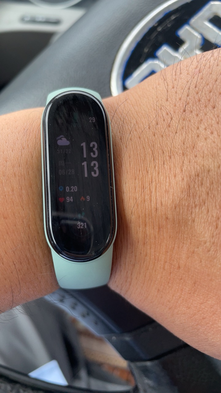 [官方旗舰店]小米手环6 全面彩屏 30种运动模式 24h心率检测 50米防水