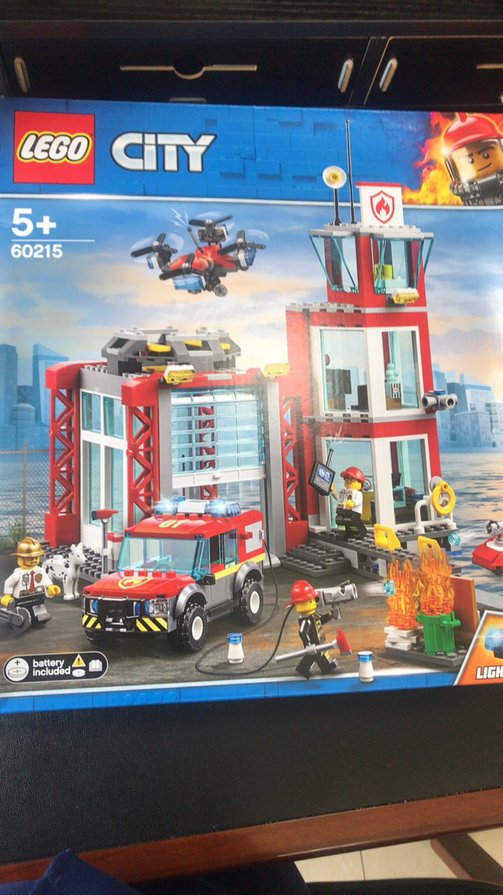 lego乐高城市系列城市消防局60215 男孩女孩5岁 生日礼物 玩具积木