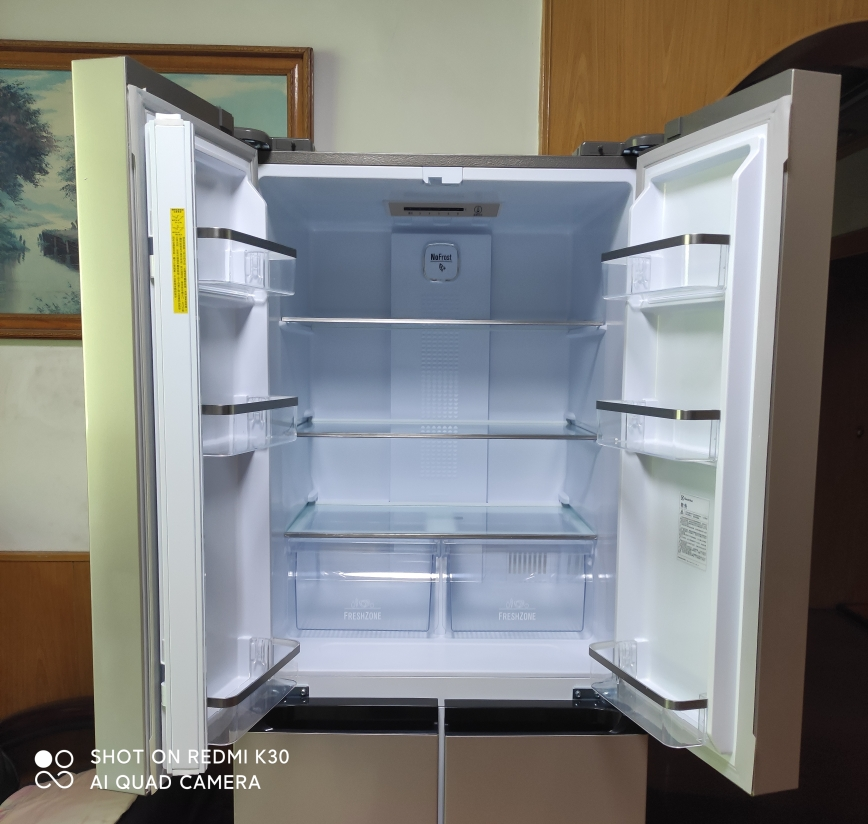 伊莱克斯 401升十字对开门 多门冰箱 一级双变频 风冷无霜 家用 电脑