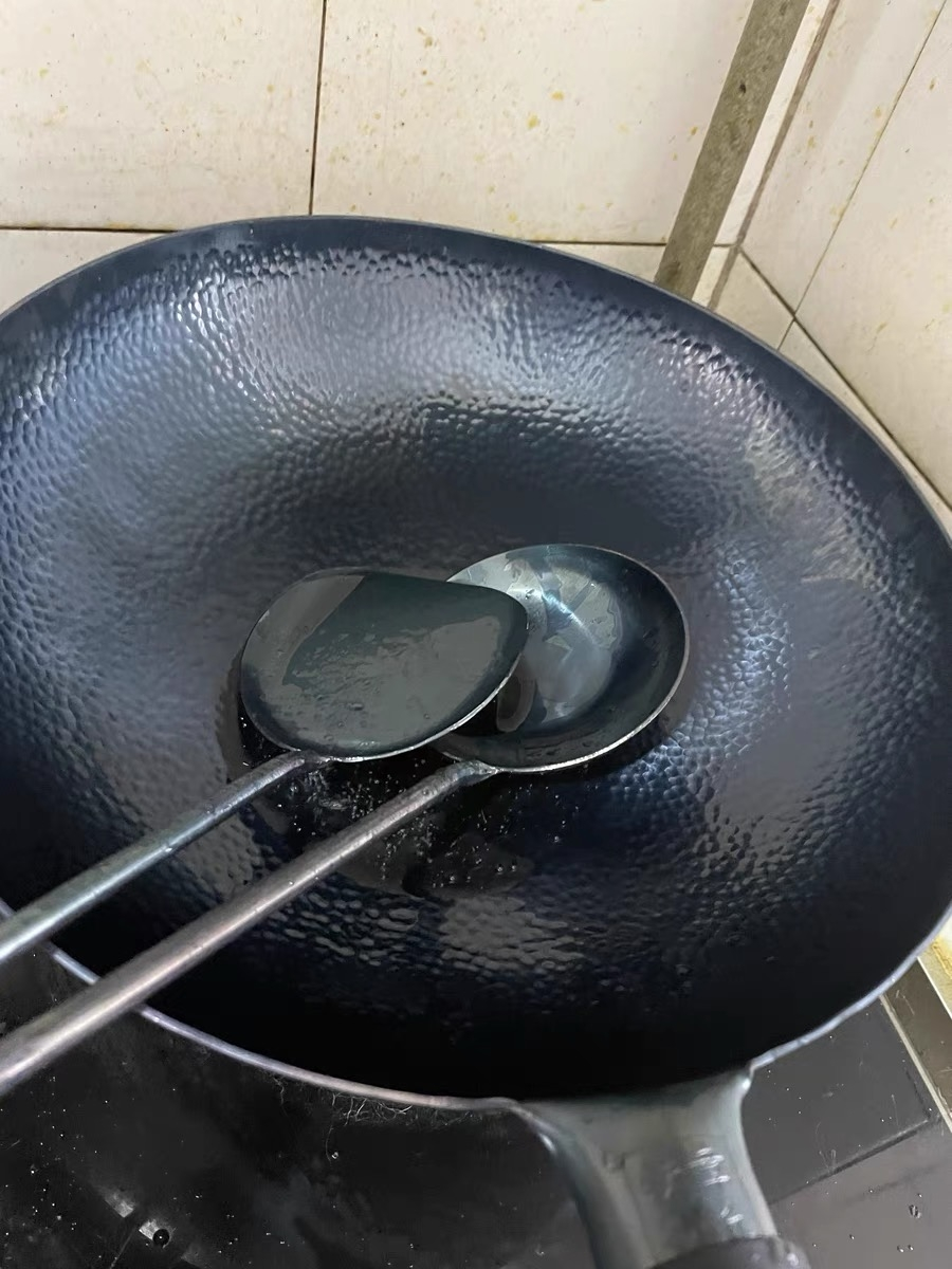 32cm锅 盖铲勺刷 章丘手工铁锅锻打铁锅鱼鳞纹款无涂层不粘锅炒锅健康