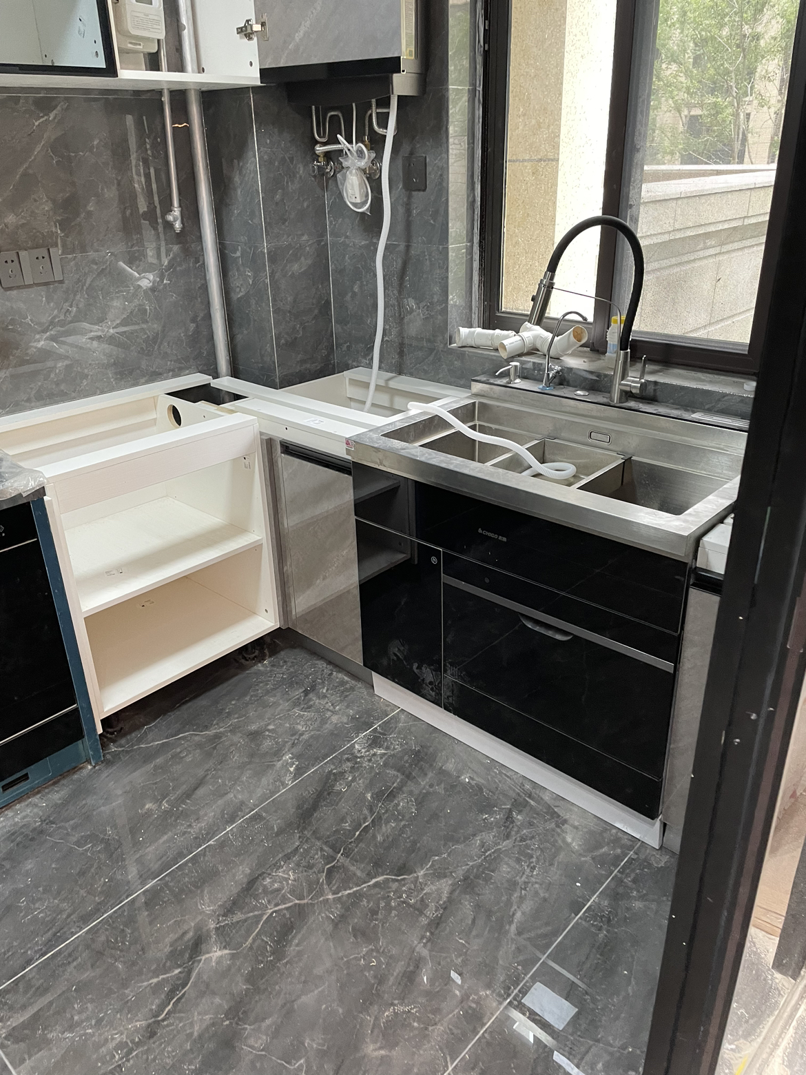 志高(chigo)jjsd1-x6b6-2家用厨房水槽洗碗机消毒柜垃圾处理器一体