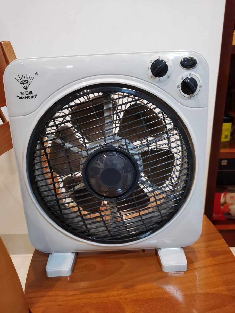 钻石牌电风扇 台式鸿运扇 家用床头台扇学生小电扇宿舍静音转页扇 10