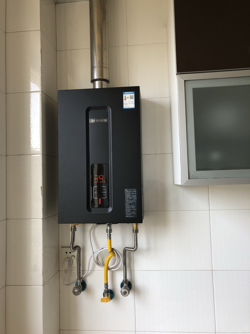 博世(bosch)13升燃气热水器jsq26-aa变频恒温防冻型热水器 支持co超标