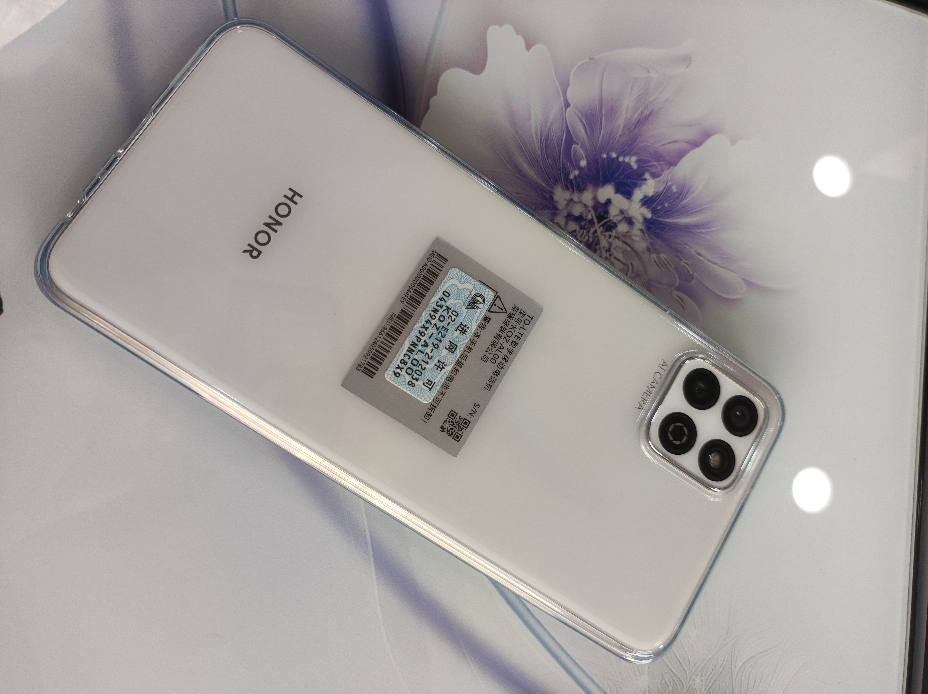 荣耀畅玩20 4gb 128gb 冰岛白 5000mah超大电池续航 6.