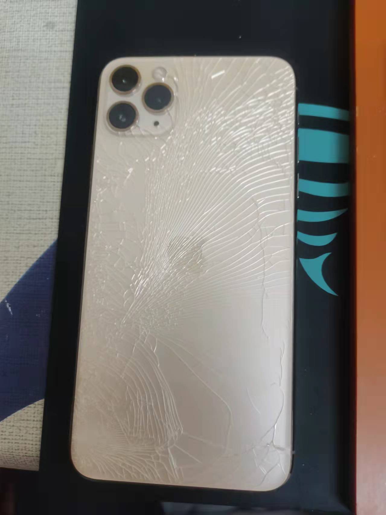 优智极[非原厂物料]iphone11promax换后盖玻璃后壳外屏维修更换iphone