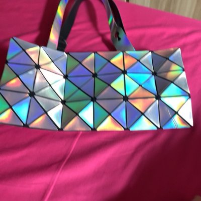 2020新款镭射包菱形折叠包几何菱格包时尚单肩包手提百变女士包包 艾