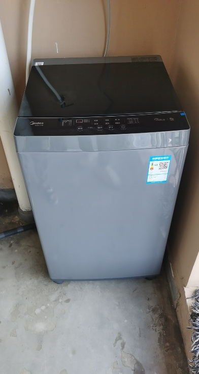 美的8公斤大容量洗衣机