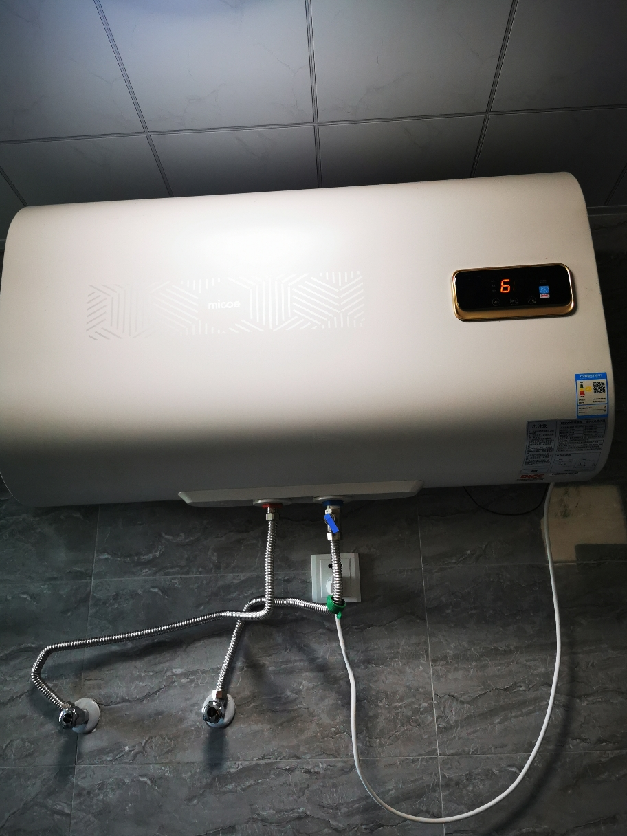 电热水器80升4/5人储水遥控预约 扁桶超薄机身双内胆速热增容洗澡淋浴