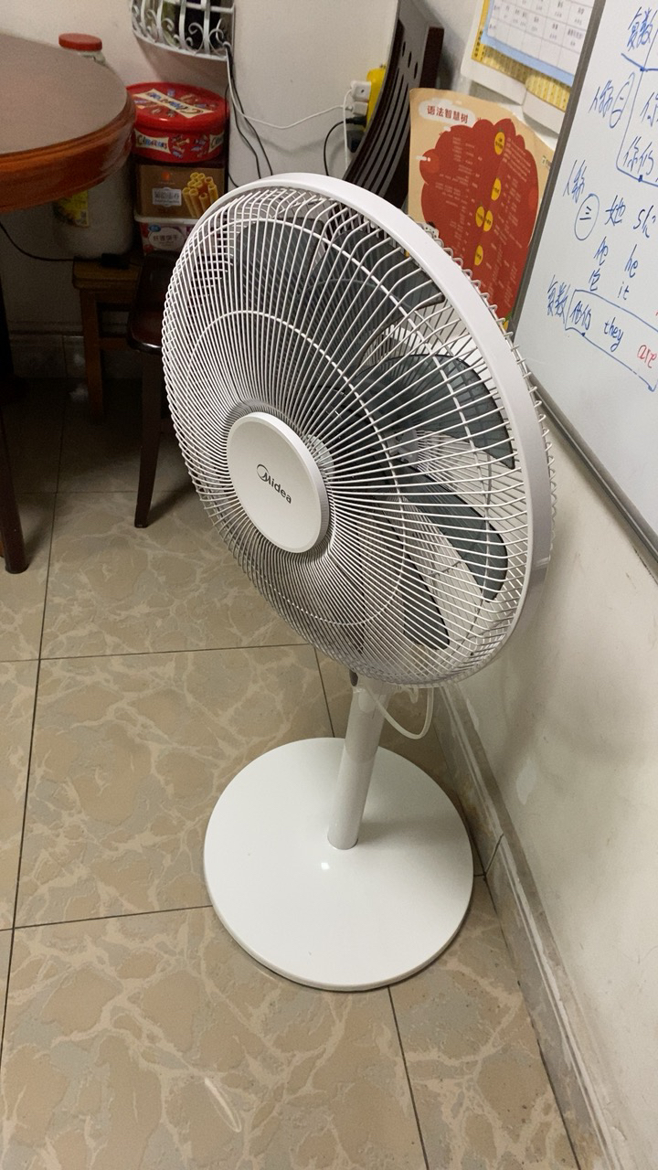 美的(midea)电风扇fs40-18ar 变频遥控落地扇摇头送风方式支持定时