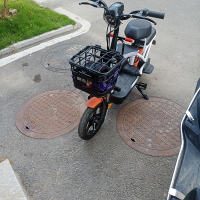 爱玛(aima)小金刚4812铅酸电池代步电动自行车源彩浅蓝