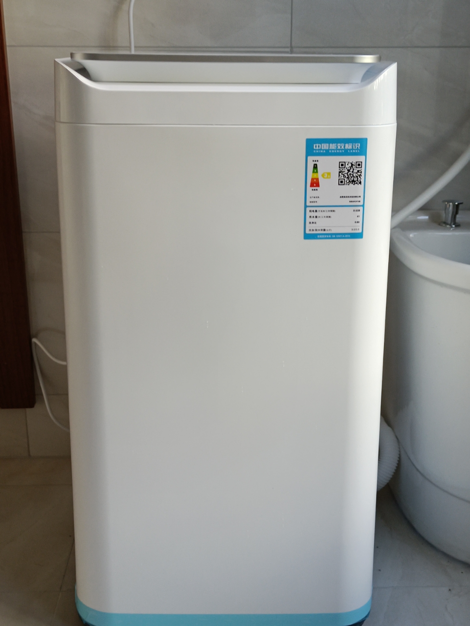 [超级新品]美的(midea)3公斤迷你全自动波轮洗衣机 95℃真煮洗 除螨
