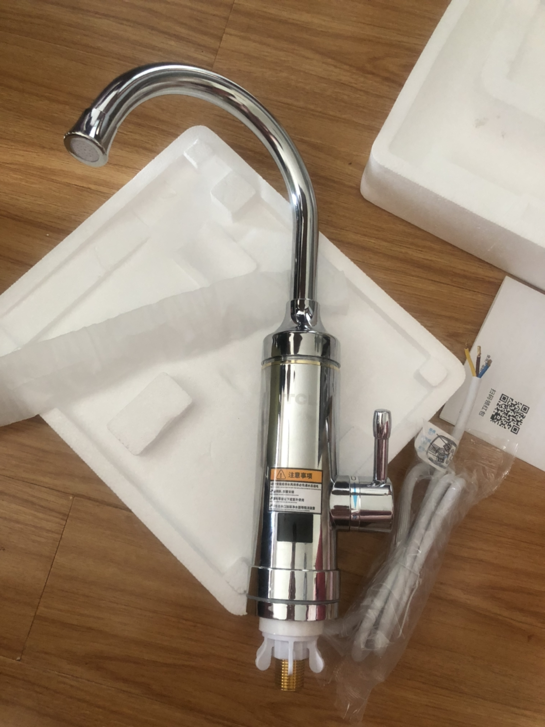 tcl电加热水龙头