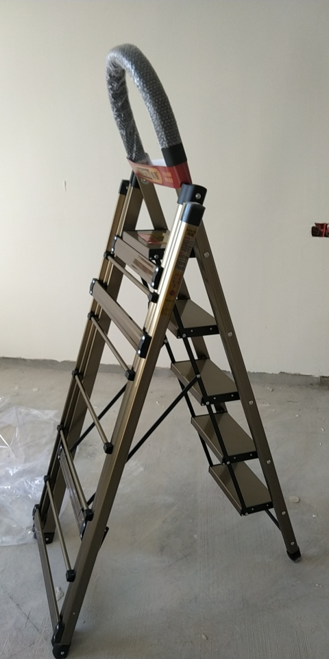 肯泰家用梯子室内多功能晾衣架两用折叠伸缩楼梯加厚铝合金人字梯5步