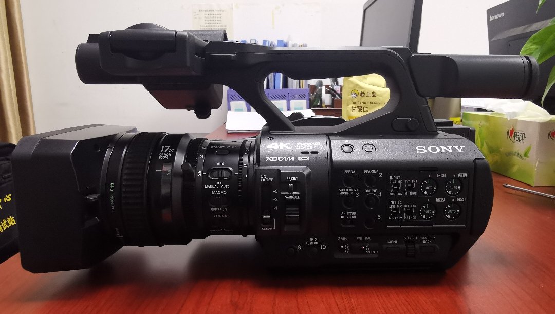 索尼(sony) pxw-z280v(64g卡 包)4k数码摄像机 约829万像素 3.