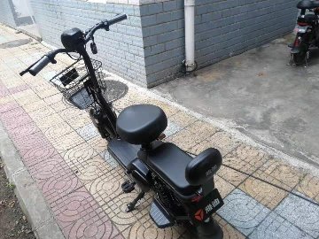 雅迪新国标新款尚程锂电版可提取锂电池电动车48v加长代步电动自行车