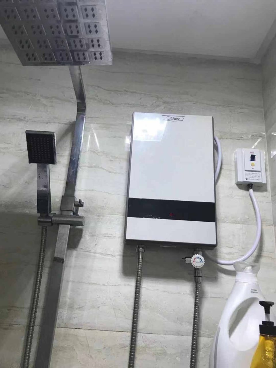 即热式电热水器恒温超薄