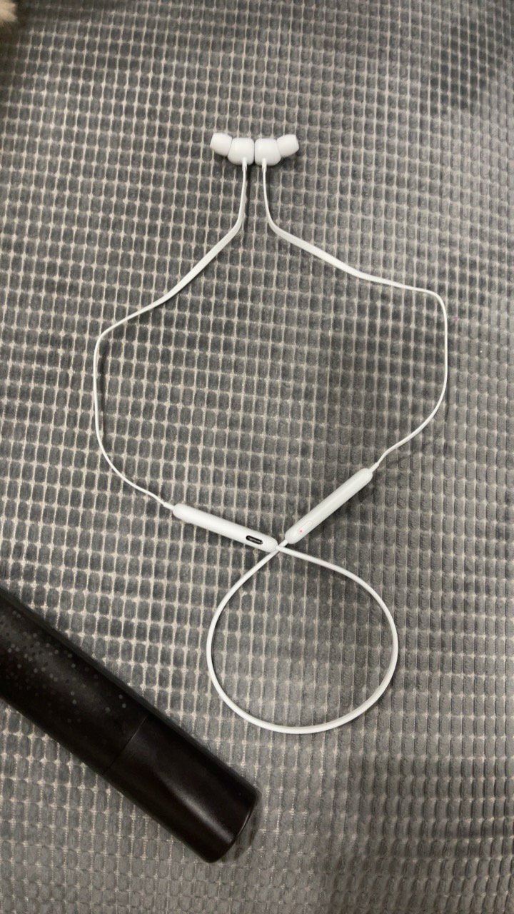 beats flex – 适合全天佩戴的无线入耳式耳机 – 云雾灰晒单图