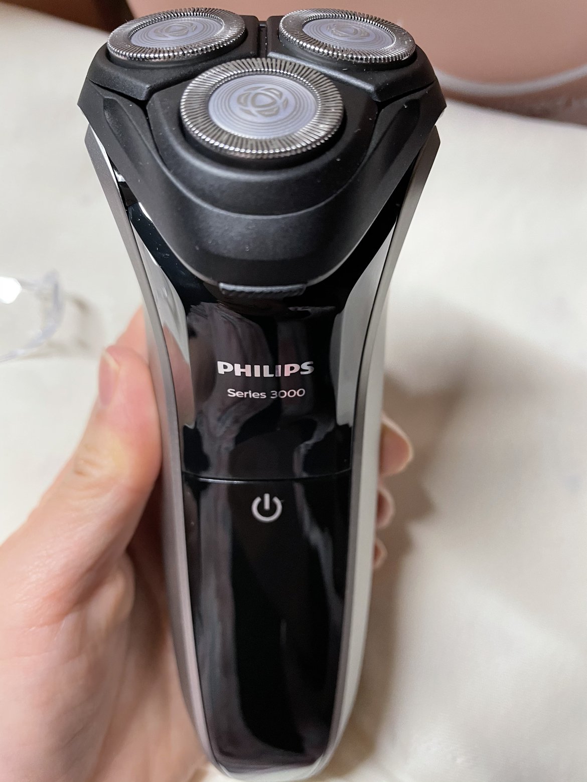 飛利浦(philips) 電動剃鬚刀 刮鬍刀全身水洗三刀頭鬍鬚刀蘇寧自營剃