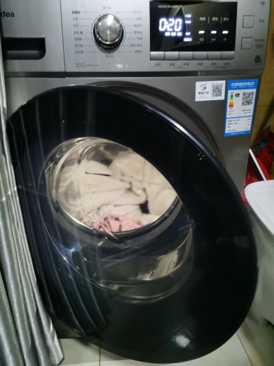 美的(Midea) 10公斤滚筒洗衣机 全自动 变- 好用吗？细节对比区别评测？