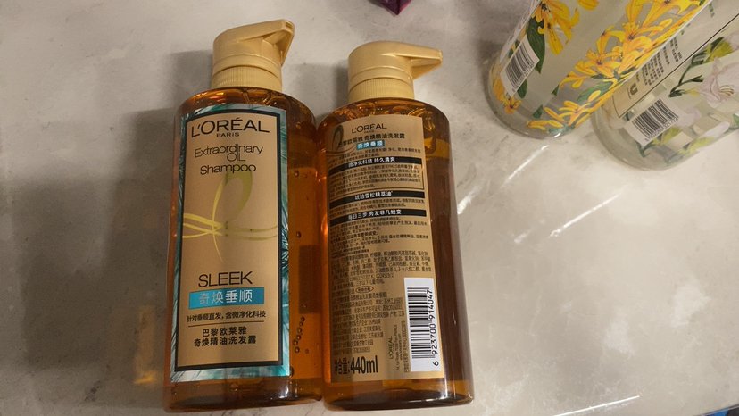 欧莱雅(LOREAL)奇焕精油洗发露(奇焕垂顺) 440ml(新老包装随机发货)晒单图