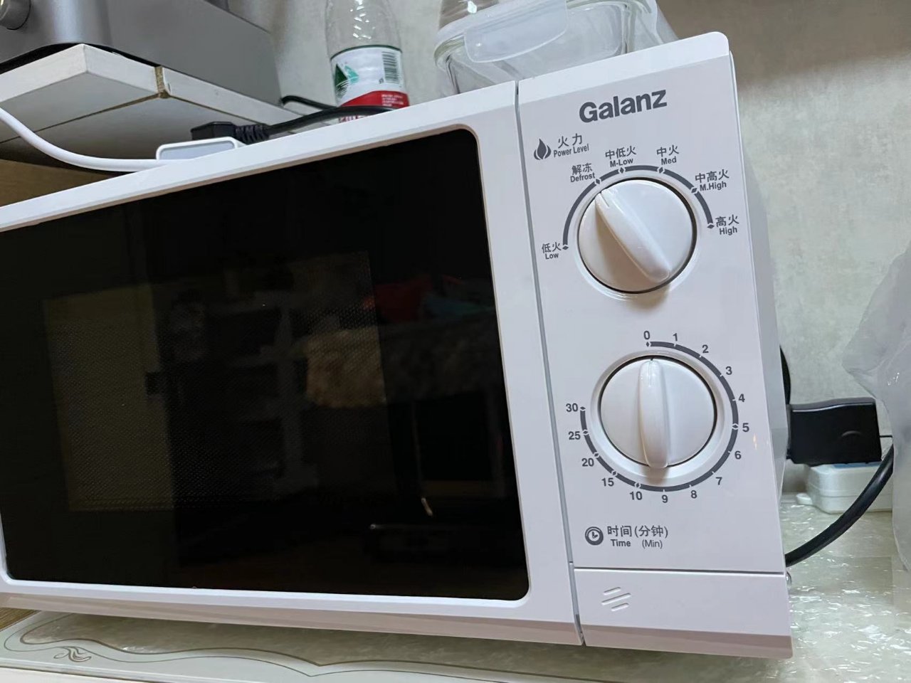 格兰仕(galanz)微波炉 p70f23p-g5(s0) 平板加热五档火力机械式旋钮