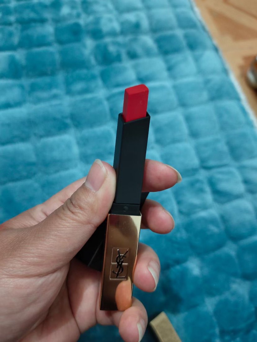 圣罗兰ysl 小金条 23#丝绒哑光细管口红唇膏 复古哑光口红丝绒哑光 23