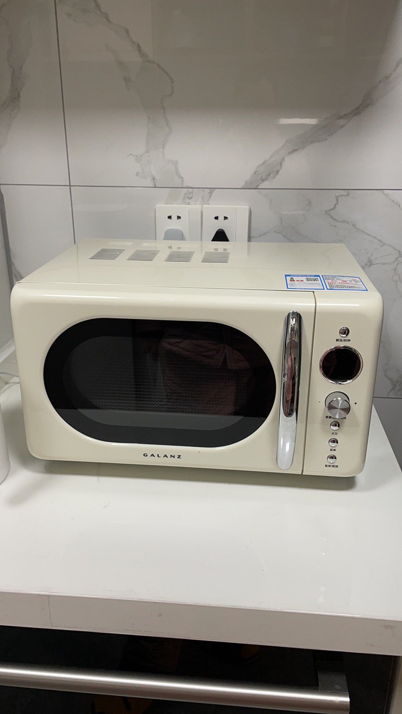 格兰仕(galanz)复古微波炉迷你小型家用20升容量平板加热一键启动 p70