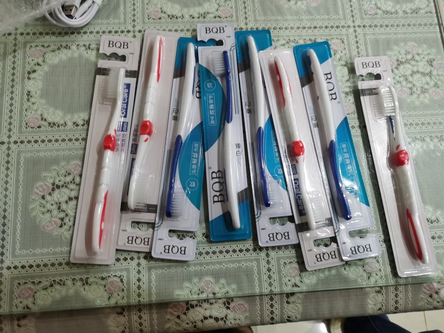 [5只装]新品成人软毛竹炭牙刷家用软毛牙刷 口腔清洁 发货颜色随机晒单图