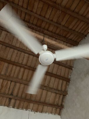 家里的老吊扇用了10多年,突然罢工了,选了这款美的吊扇,物流很快,包装