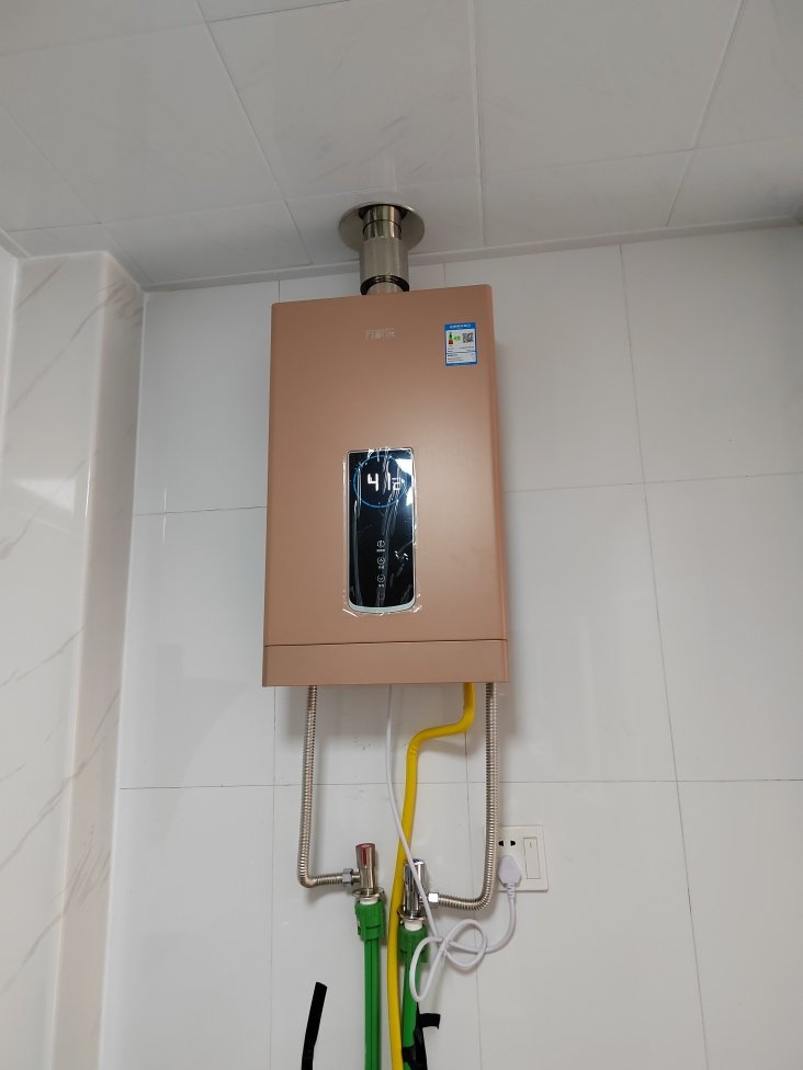 天然气热水器家用多少升合适(天然气热水器家庭用一般多少升)