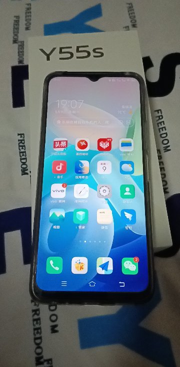 [送耳機 殼膜]vivo y55s 6 128gb 陶瓷黑 6000mah大電池 18w閃充 後置