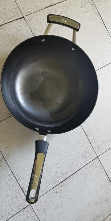 爱仕达(asd) 锅具32cm 新一代铸铁锈不了铸铁炒锅 无涂层炒菜铁锅送