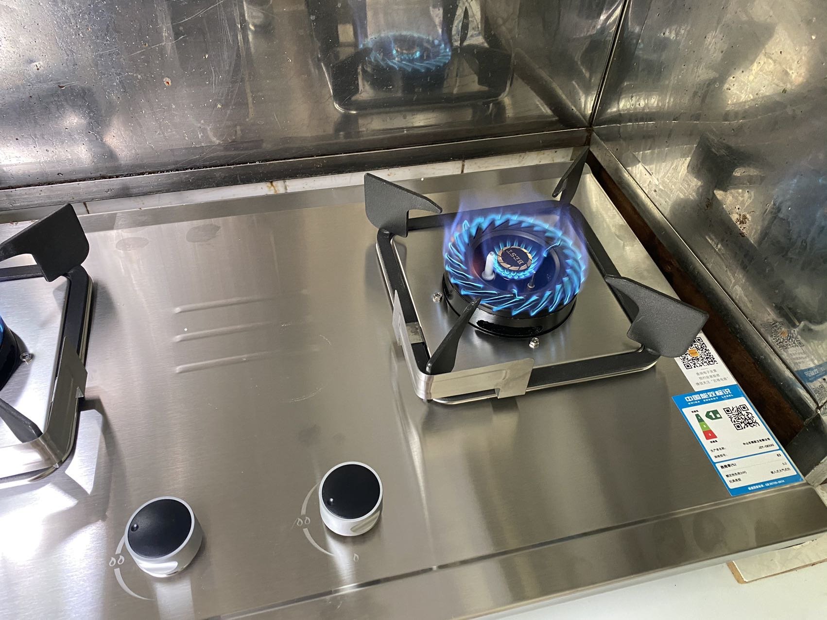 华帝旗下百得 燃气灶 QE12液化气家用双眼灶具 4.8KW大火力 嵌入式台式两用 钢化玻璃 灶具全铝炉头晒单图