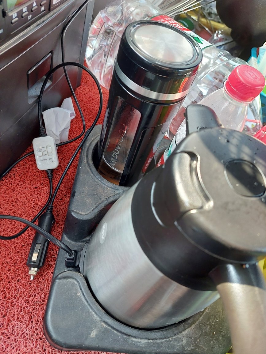 车载烧水壶24v货车车用电热水壶花田趣12v轿车通用大车热水壶沸腾开