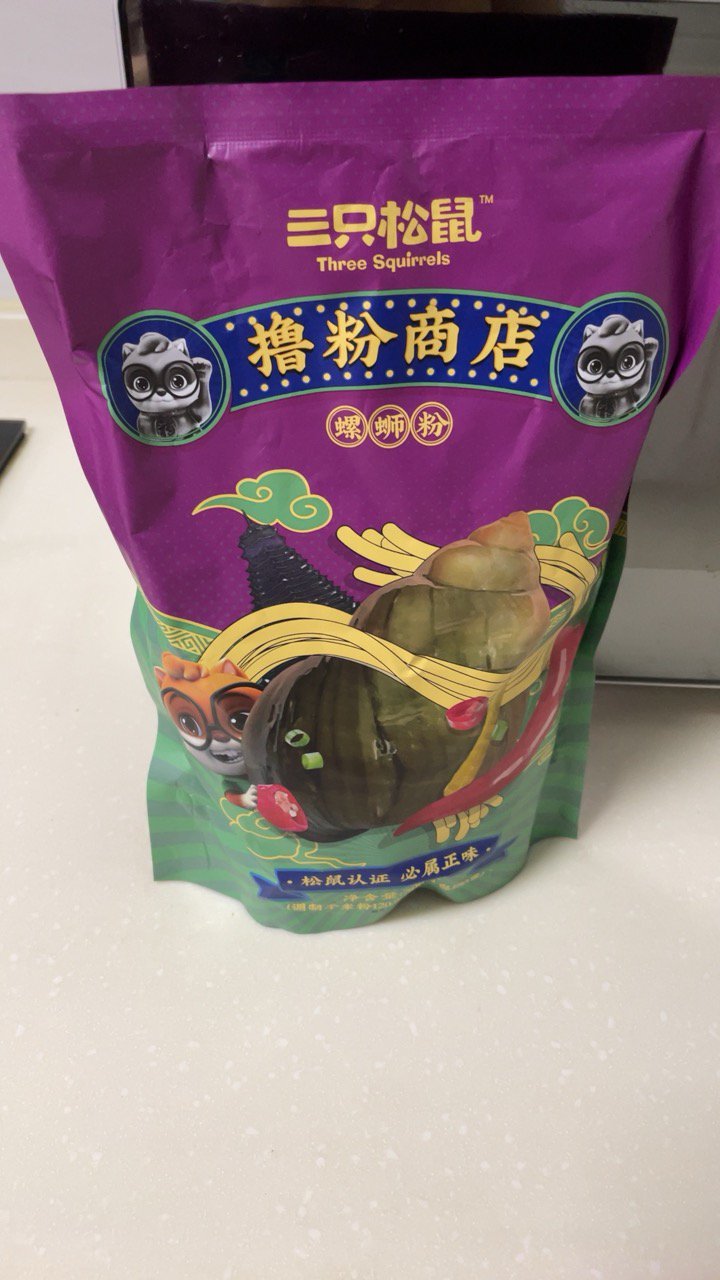 三只松鼠螺蛳粉