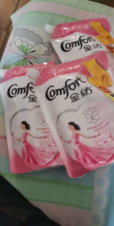 9任选3件]金纺衣物护理柔顺剂900ml淡雅樱花带嘴立袋装晒单图