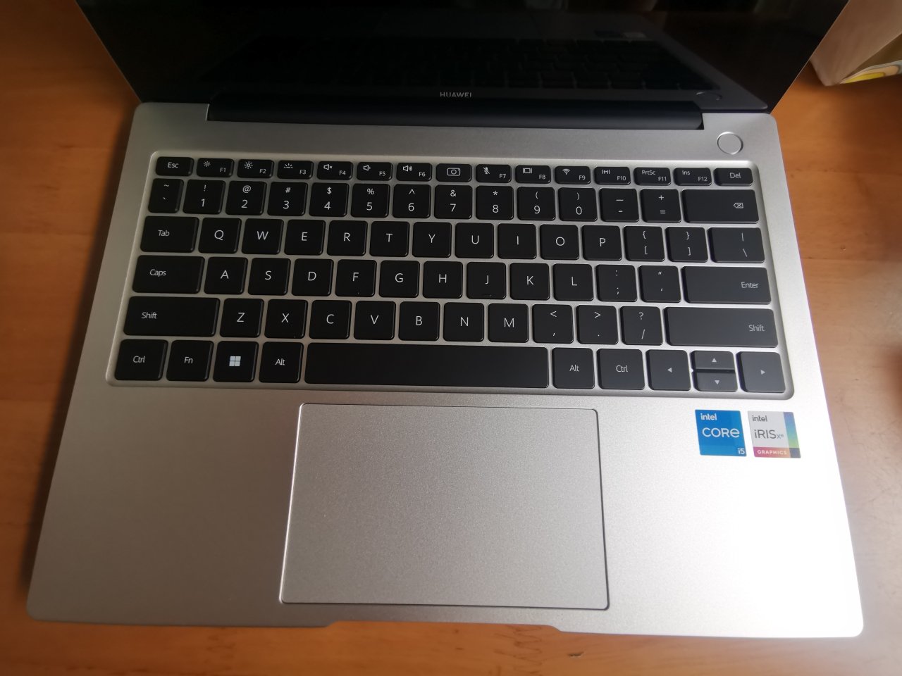 华为huawei matebook 14 2022款 14英寸 12代酷睿i5-1240p 16gb 512gb