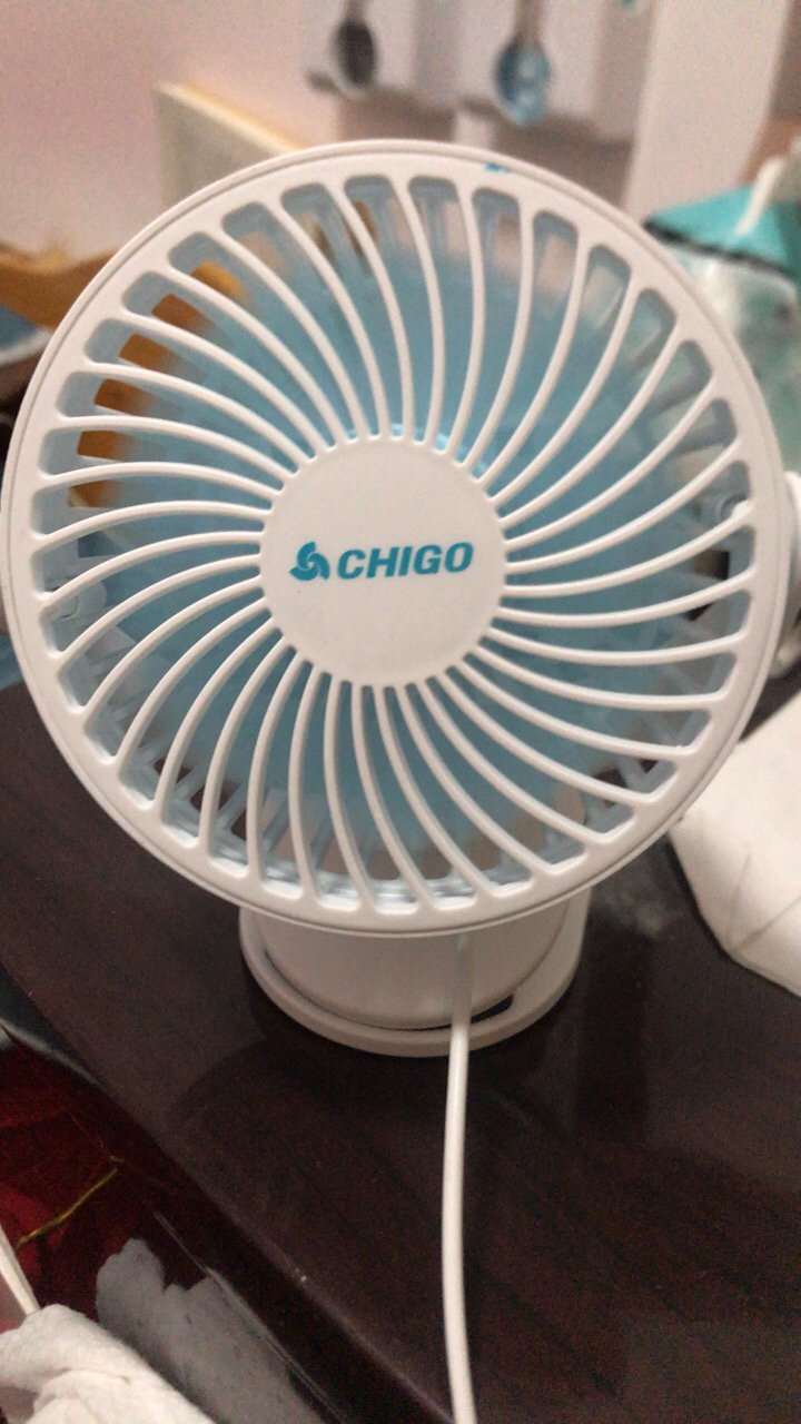 台夹扇办公室桌面小型宿舍夹子风扇 迷你便携家用壁挂扇子 插电款晒单