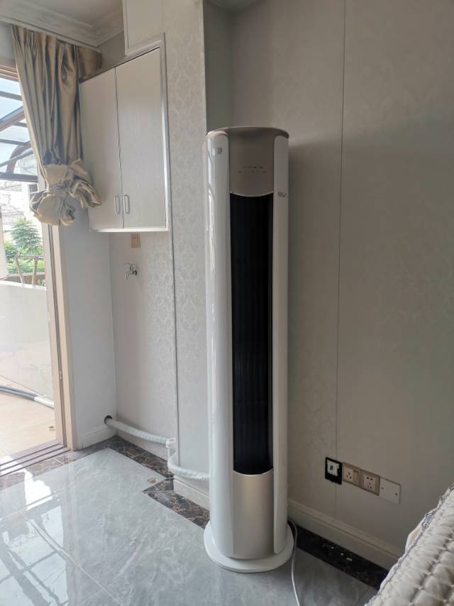 美的(midea) 新一级节能 锐静 大2匹 变频冷暖客厅立式空调柜机 大