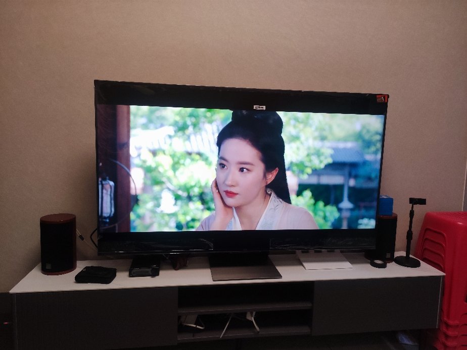 2022***买的电视,效果确实不错!亮度,清晰度,反应速度很满意.