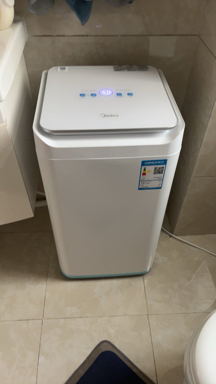 [超级新品]美的(midea)3公斤迷你全自动波轮洗衣机 95℃真煮洗 除螨