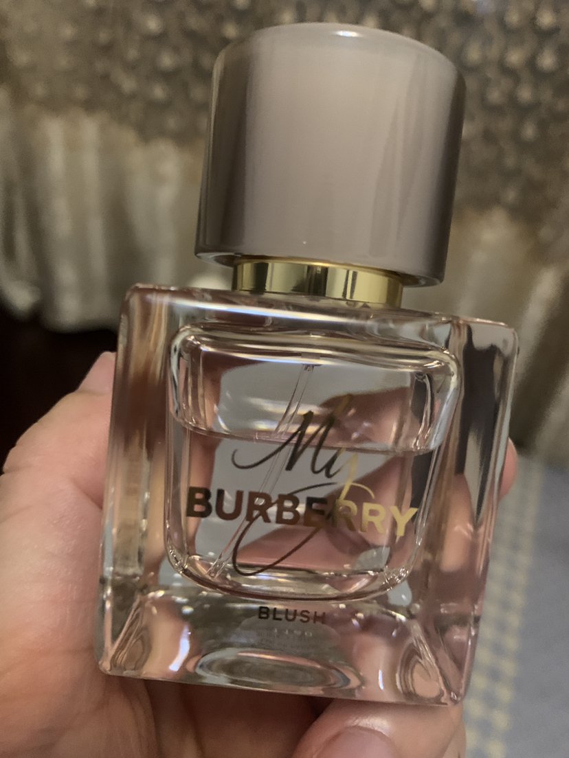 burberry博柏利女士香水 巴寶莉花之緋女士濃香水30ml 花果香調持久