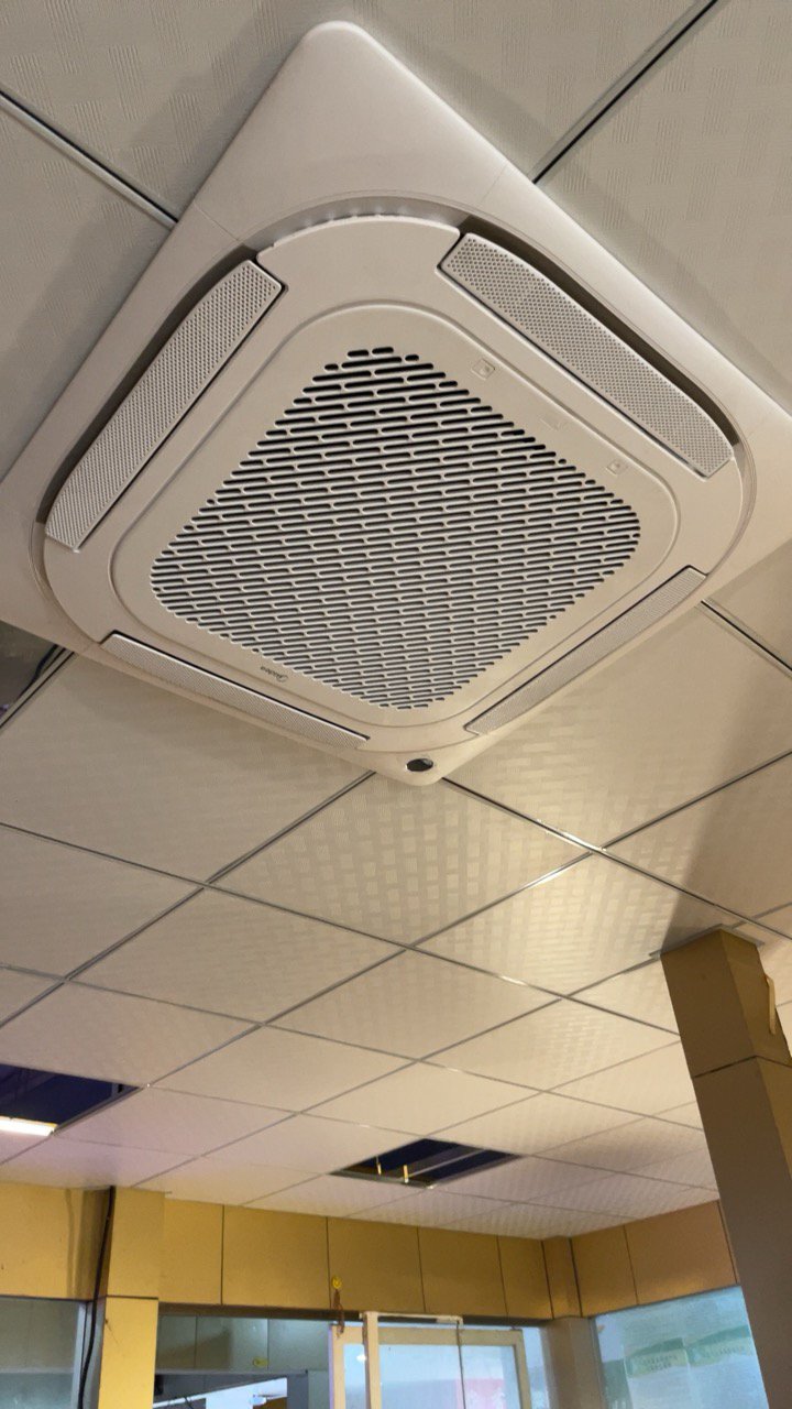 美的空调天花机3p