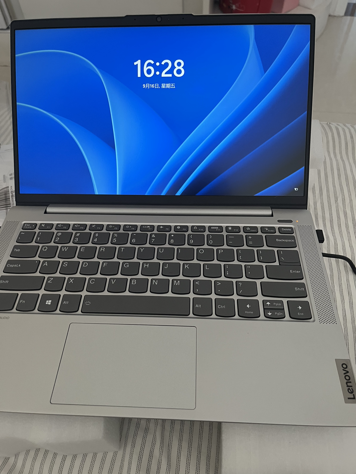 联想(lenovo)小新air14 十一代英特尔03酷睿64i5 14英寸笔记本