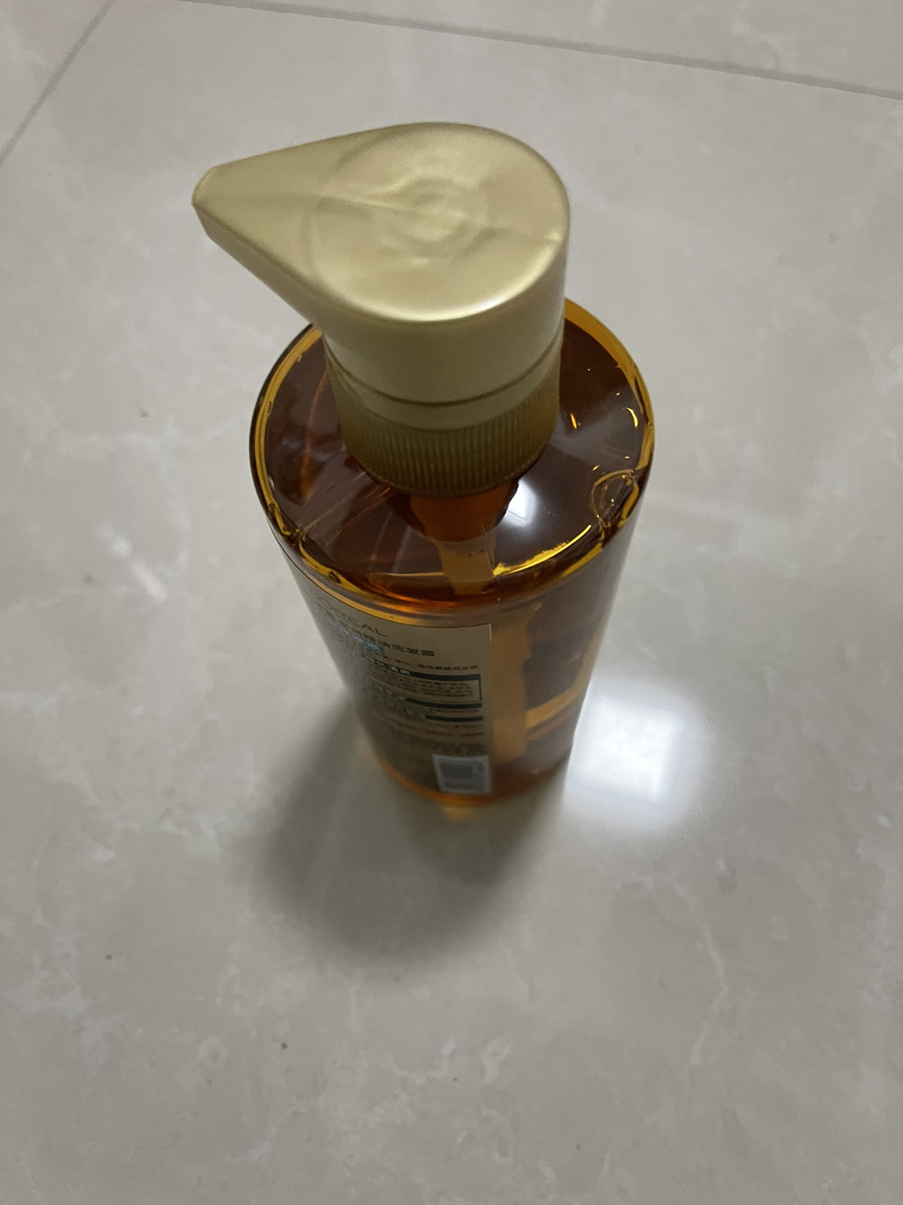 欧莱雅(LOREAL)奇焕精油洗发露(奇焕垂顺) 440ml(新老包装随机发货)晒单图