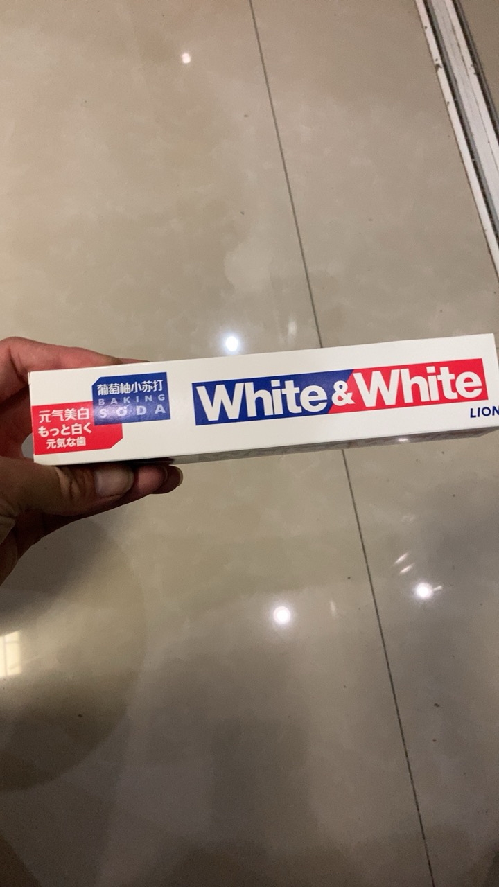 狮王大白牙膏 WHITE 葡萄柚经典大白管牙膏 小苏打去牙渍牙垢 含氟防蛀120g单支晒单图