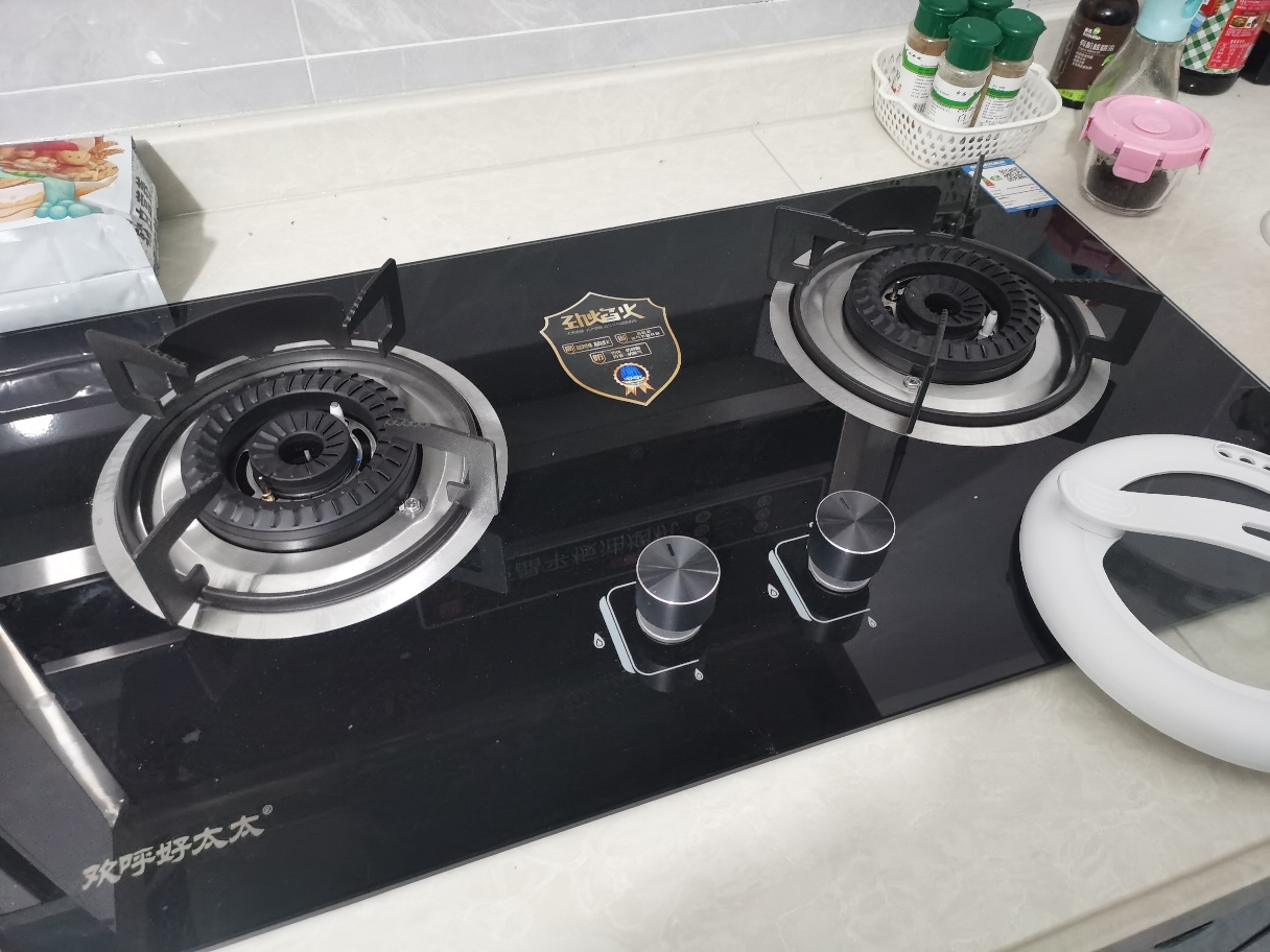 好太太煤气灶猛火